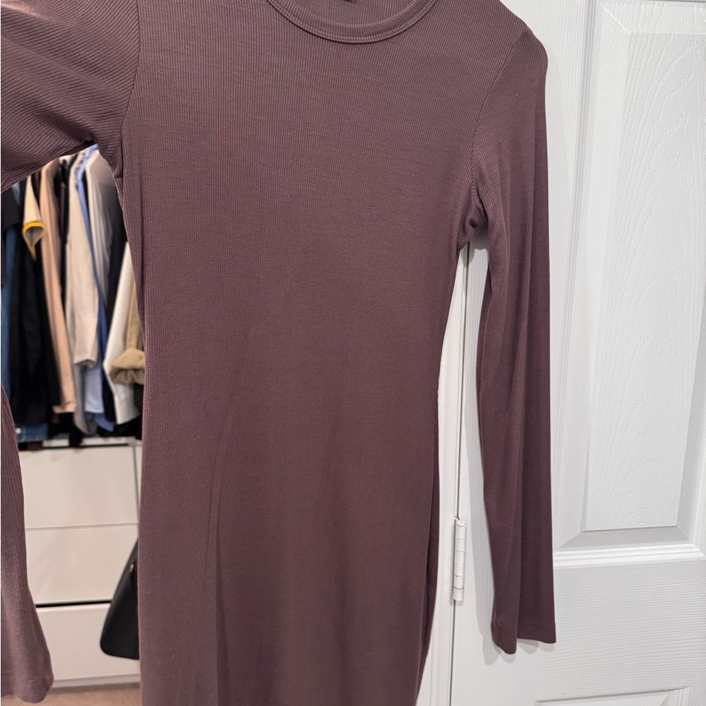 Elegant Mauve Midi Dress